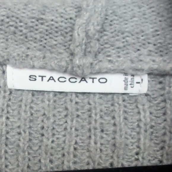 Staccato Gray Cozy Knit Shrug - Picture 2 of 6